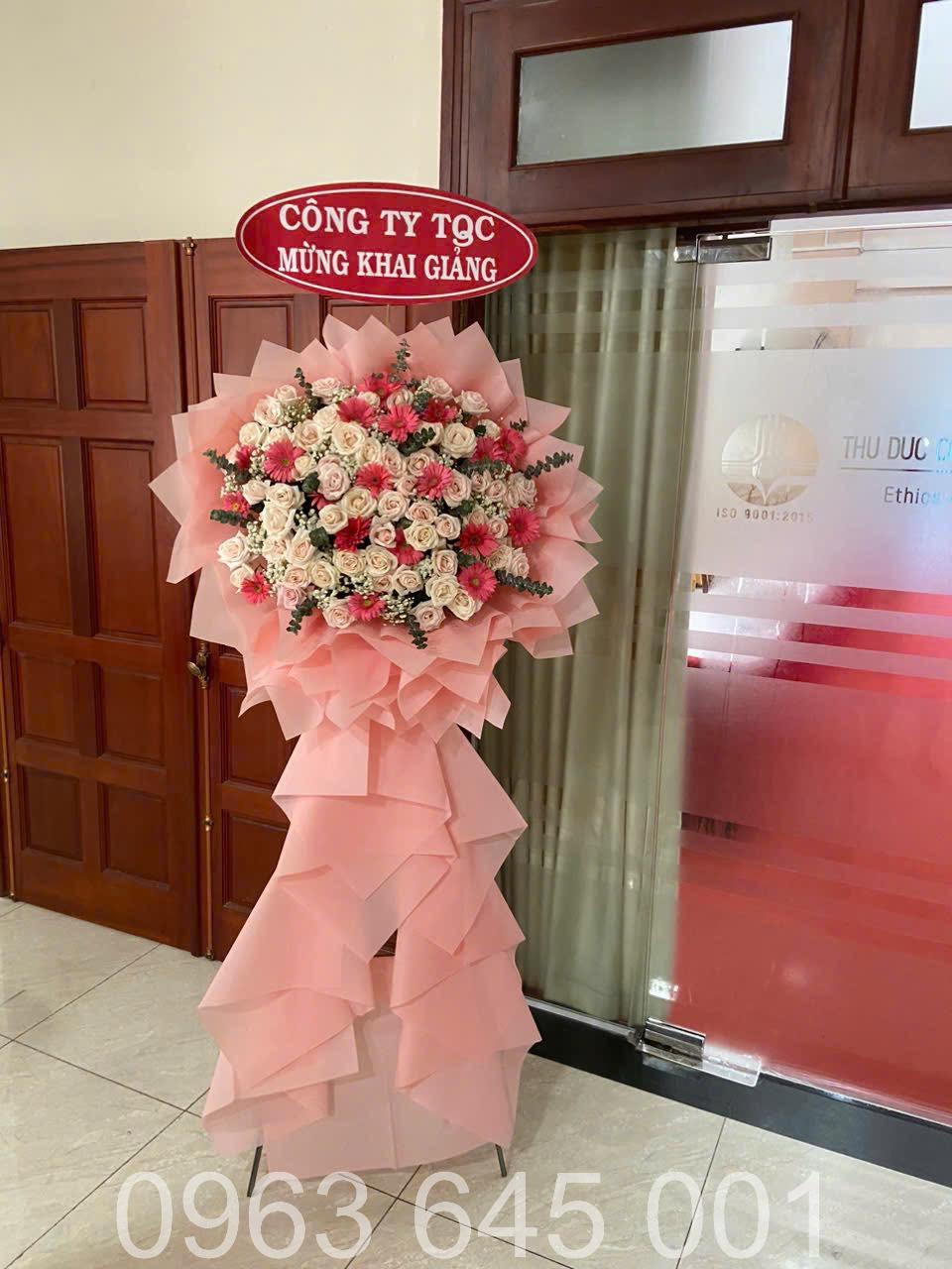 Kệ hoa khai trương #015