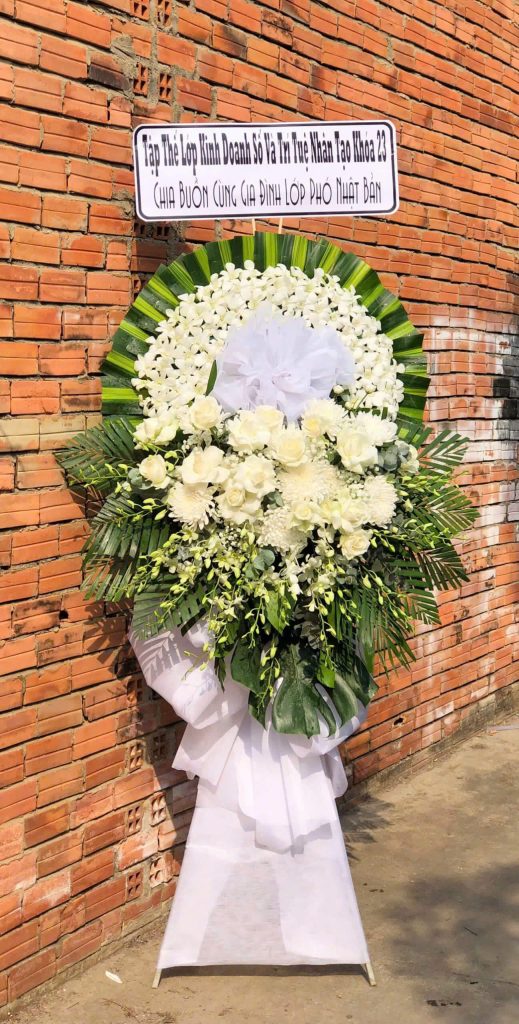 Đặt Hoa Viếng Đám Tang Bình Phước – Giao Hoa Tận Nơi Trong Ngày